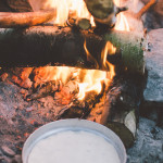 Bannock v ešusu na ohni